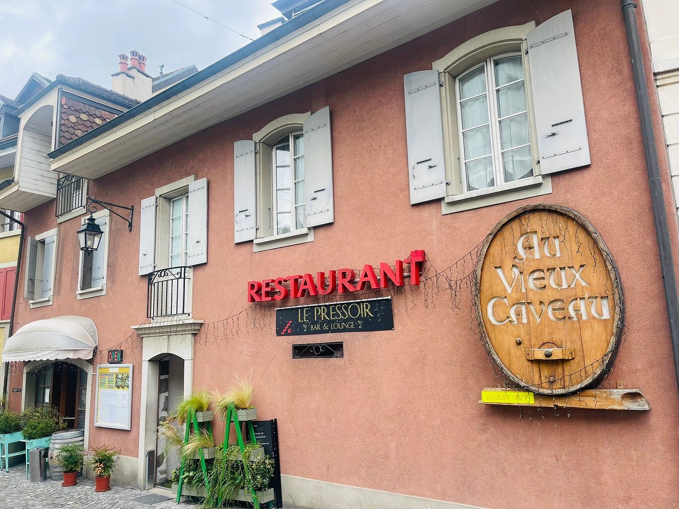 Au Vieux Caveau